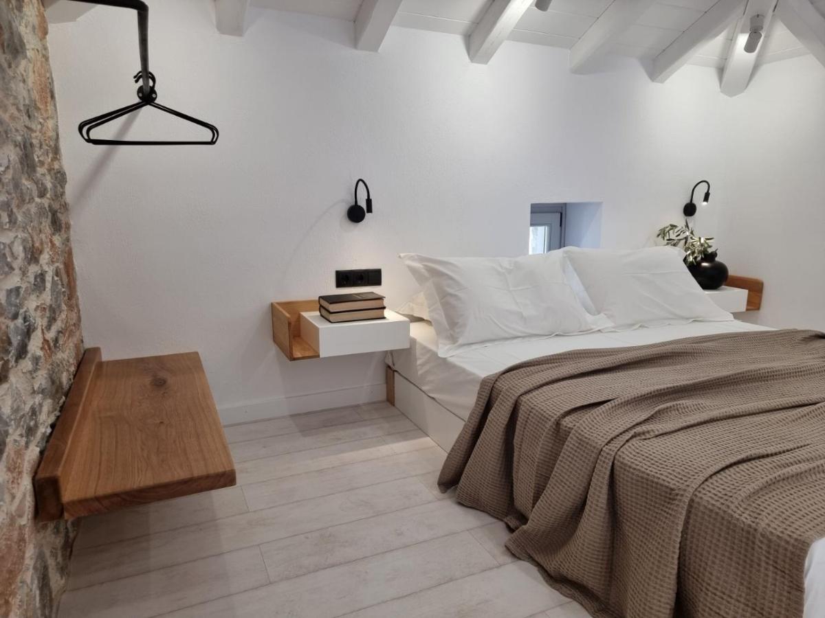 Stone Build Suite With Private Pool Κολιός Εξωτερικό φωτογραφία