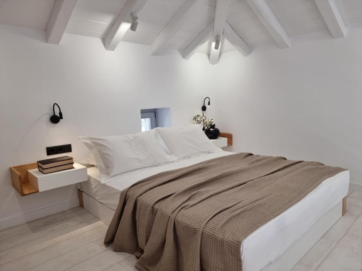 Stone Build Suite With Private Pool Κολιός Εξωτερικό φωτογραφία